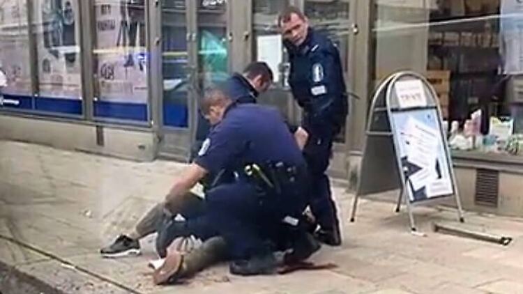 Die Polizei nahm den Angreifer am Freitag fest.
