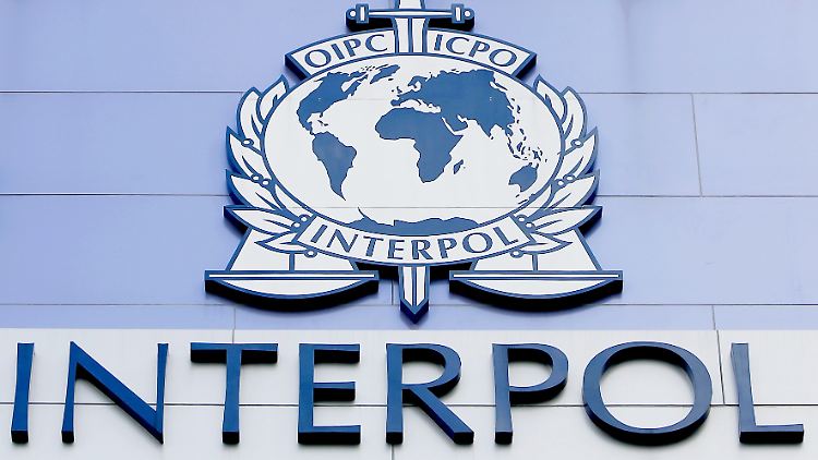 Immer wieder schreiben Staaten wie die Türkei, China oder Russland Oppositionelle bei Interpol zur Fahndung aus. 