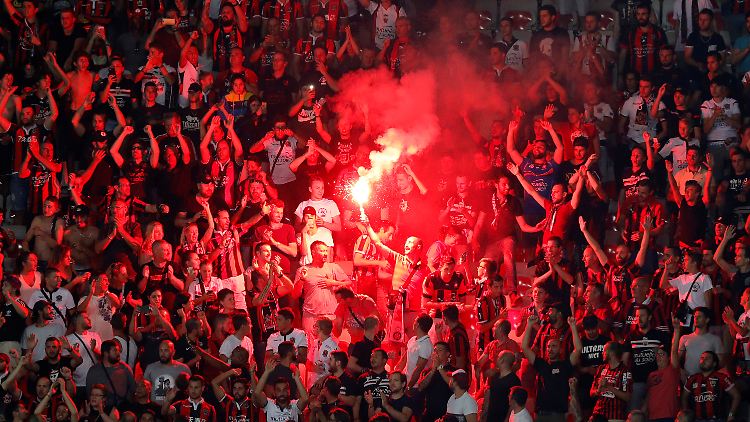 Die Stimmung in Nizza ist CL-reif, am Ende spielt aber der SSC Neapel in der Gruppenphase der Königsklasse.