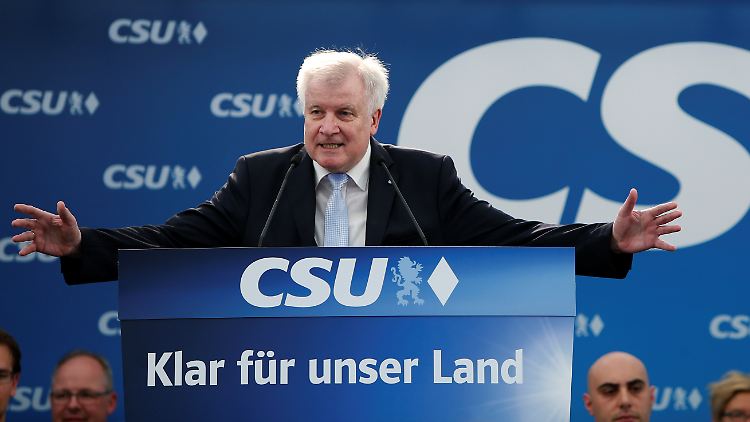 Seehofer sagte, die CSU werde bei der Landtagswahl 2018 auch an ihren gehaltenen Versprechen gemessen.