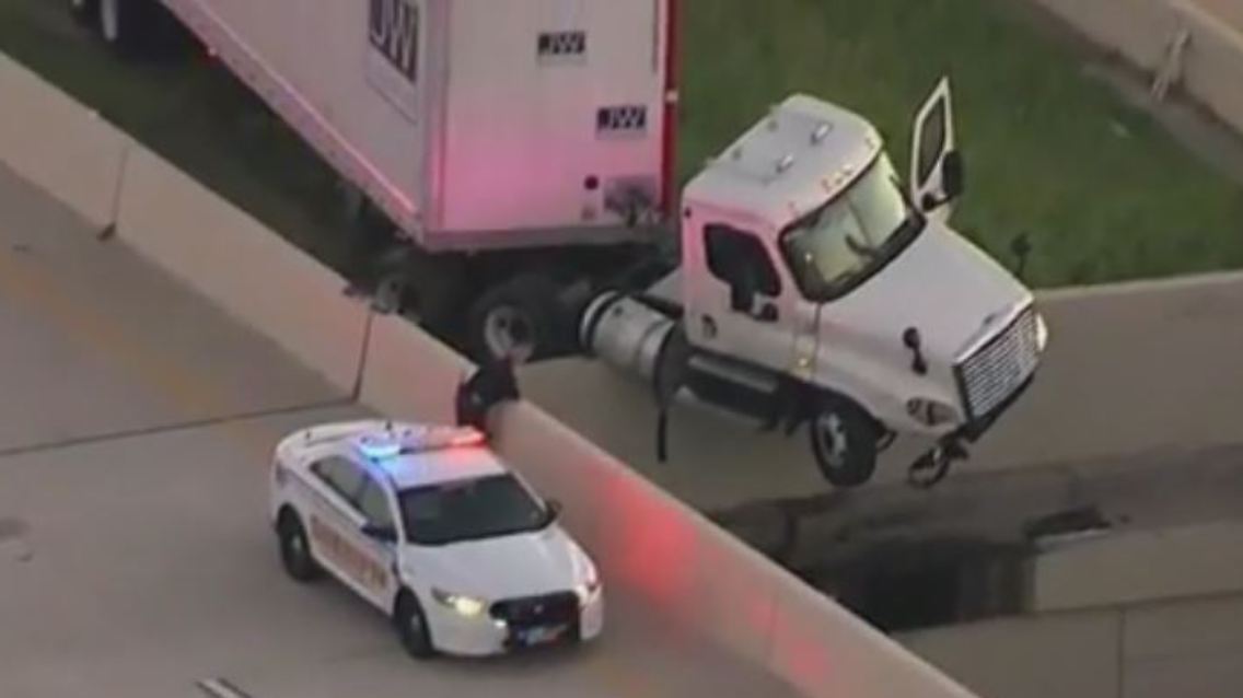 truck.JPG