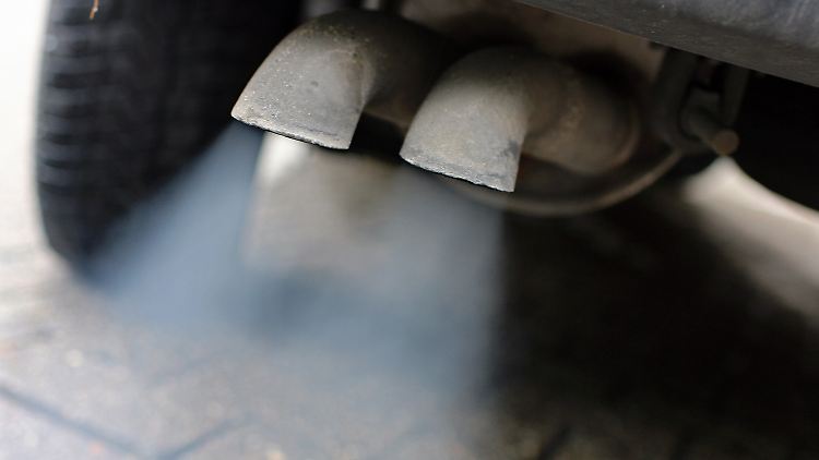 Laut Bundesumweltamt bleibt die Luft in fast 70 deutschen Städten auch nach dem Dieselgipfel schmutziger als erlaubt.