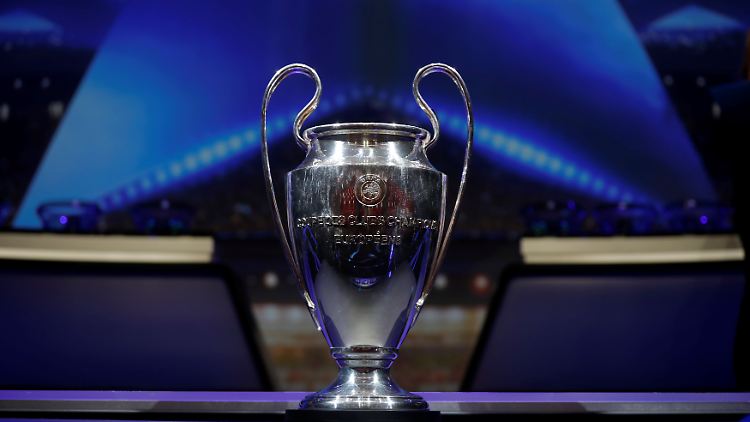 Das Ziel aller Träume: Der Champions-League-Pokal.