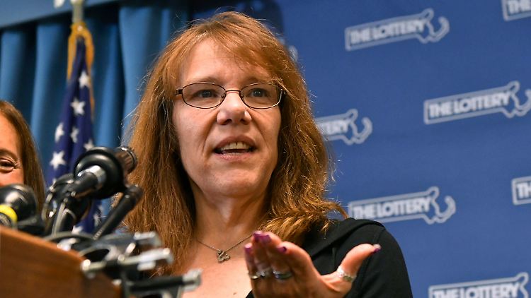 Diese Dame ist plötzlich um mehrere 100 Millionen Dollar reicher.