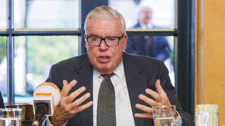 Logostik-Unternehmer Klaus-Michael Kühne ist auch Anteilseigner beim Hamburger SV.