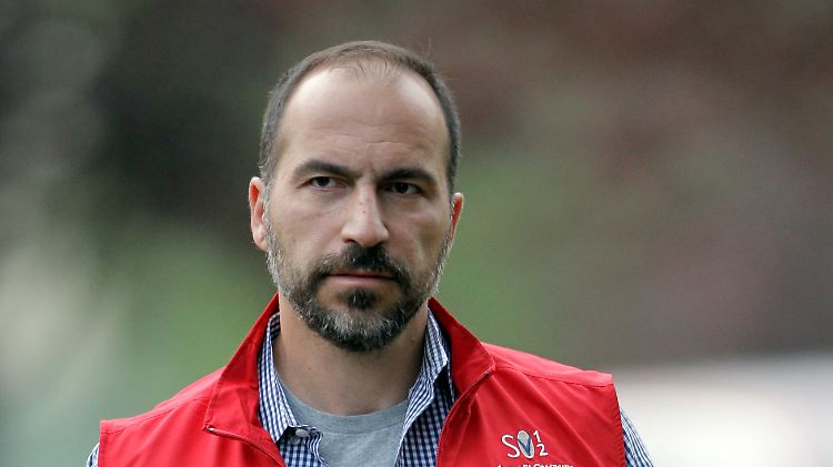 Dara Khosrowshahi wurde am 28. Mai 1969 in der iranischen Hauptstadt Teheran geboren.