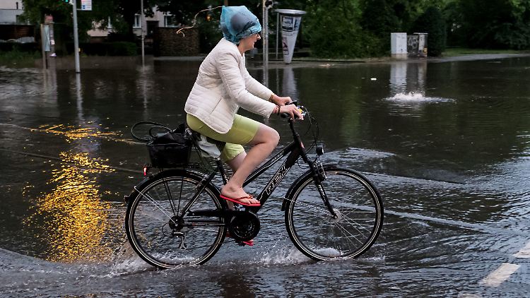 Nicht immer bequem - aber praktisch. Dennoch stagniert der Fahrradmarkt.