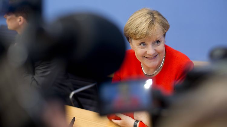 Kanzlerin Merkel tritt zum 21. Mal in der Bundespressekonferenz auf.
