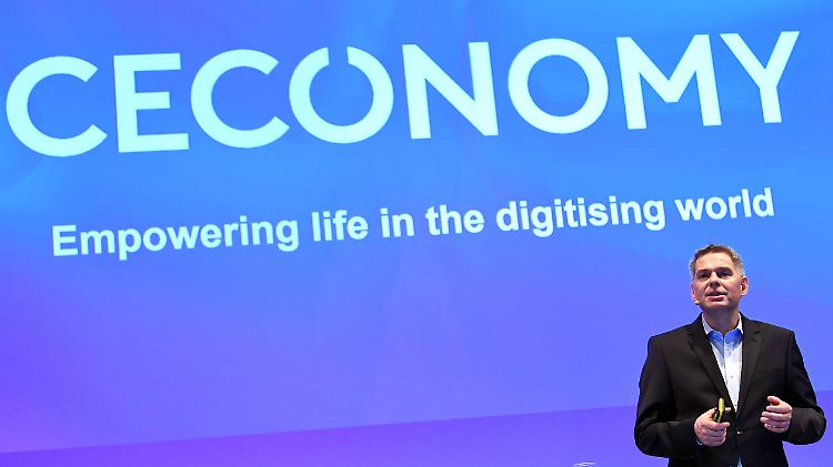 Die Aufspaltung bringt beide Ex-Metro-Sparten voran: Ceconomy-Chef Pieter Haas.