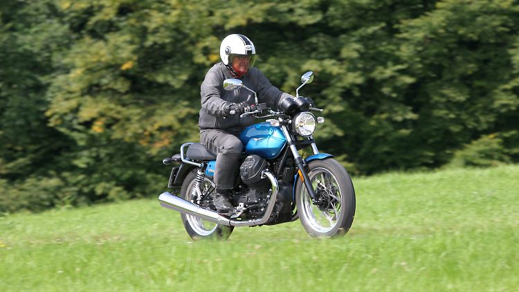 Die Moto Guzzi V7 III ist ein echter Einsteiger für Retro-Fans.