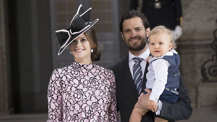 Seit zwei Jahren verheiratet, seit einem Jahr bereits Eltern: Sofia und Carl-Philip von Schweden.