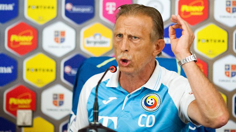Christoph Daum wei0 aktuell nicht, was gut ist für den rumänischen Fußball: Soll er gehen oder bleiben?