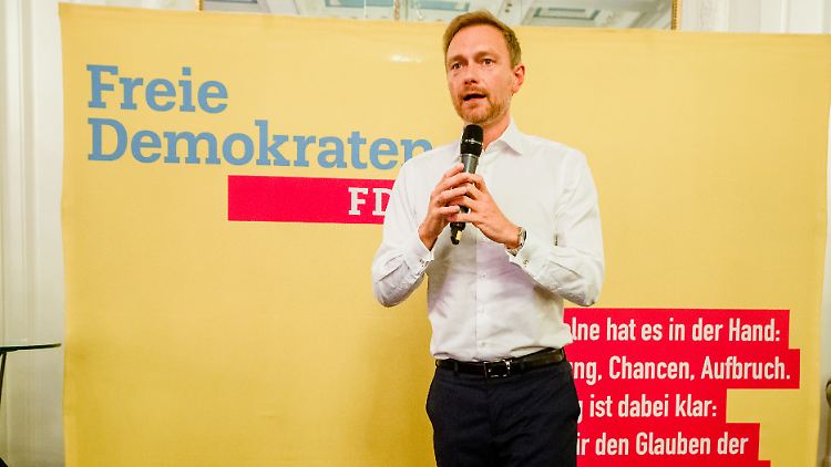 Vom dicken Entlein zum liberalen Schwan: Christian Lindner.