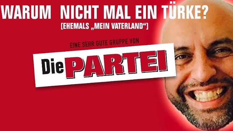 Die Anhänger von "Mein Vaterland" haben sich wohl etwas erschrocken.