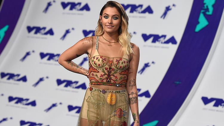 Paris Jackson hat ein neues Tattoo - an einer interessanten Stelle.