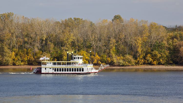 Der Great River Road führt am Mississippi entlang.