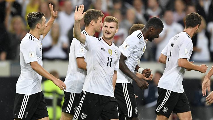 Huhu: Werner und seine Kollegen stehen auf Platz eins.