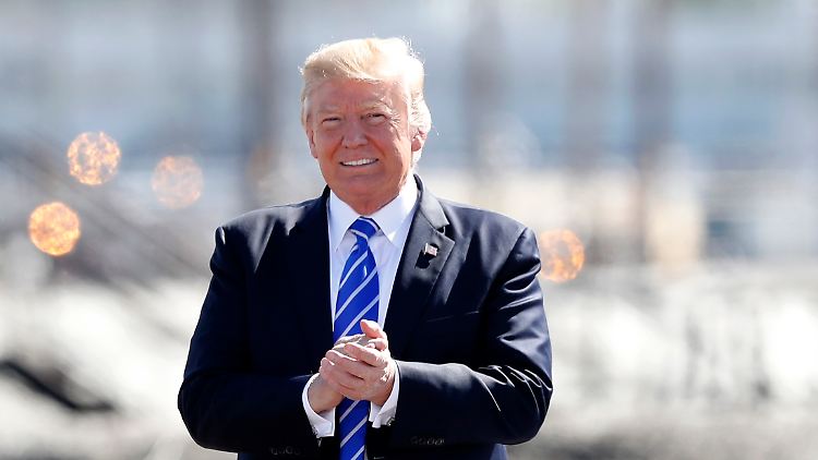 Für ihn hört der Wahlkampf nie auf: Bei einer Kundgebung in Mandan, North Dakota, spricht Trump über seine Steuerreformpläne.