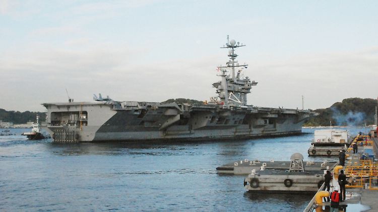 Die „George Washington“ läuft aus zu einer unnützen Mission.