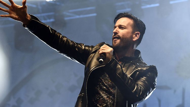 Michael Wendler bittet seine Fans, für seine Familie zu beten.
