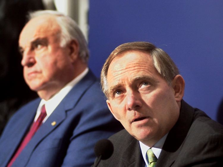 Großes Zerwürfnis im Jahr 2000: Danach hatten sich Schäuble und Helmut Kohl nichts mehr zu sagen.