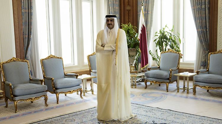Hoffte mit dem Telefonat einen Schritt in die richtige Richtung getan zu haben: Katars Emir Tamim bin Hamad Al Thani.