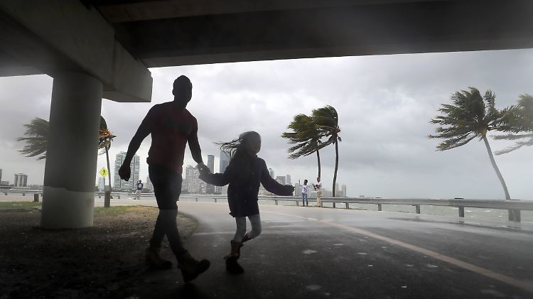 Ein Drittel der Bevölkerung Floridas muss sein Zuhause verlassen.