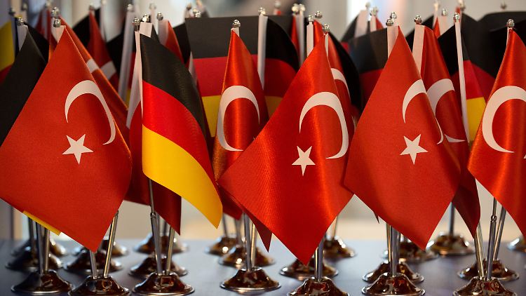 Die Regierung in Ankara verliert das Maß, sagt SPD-Chef Schulz.