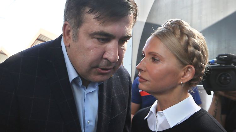Michail Saakaschwili wurde auch von Julia Timoschenko begleitet.
