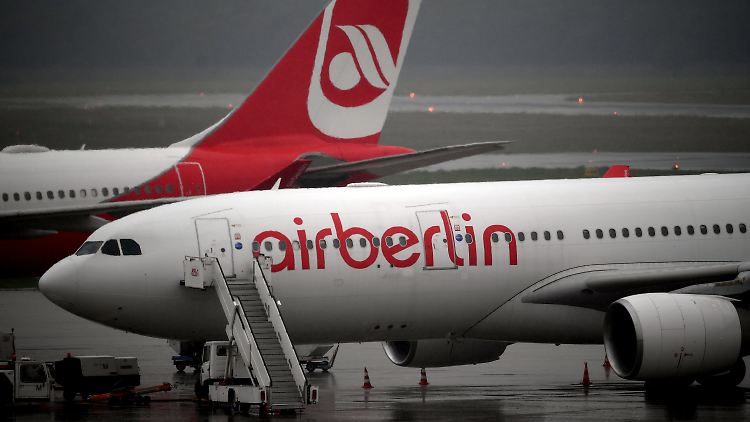 Rund 7000 Passagiere sollen allein heute betroffen sein.