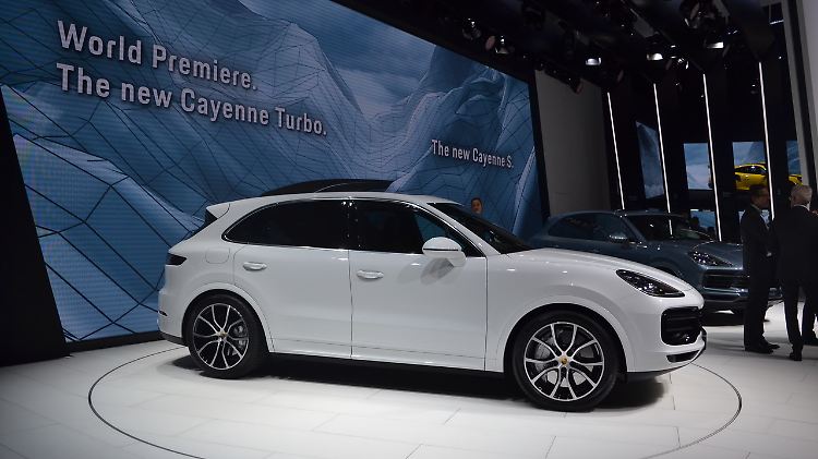 Mit dem Cayenne Turbo präsentiert Porsche auf der IAA die leistungsstärkste Variante seines SUV.