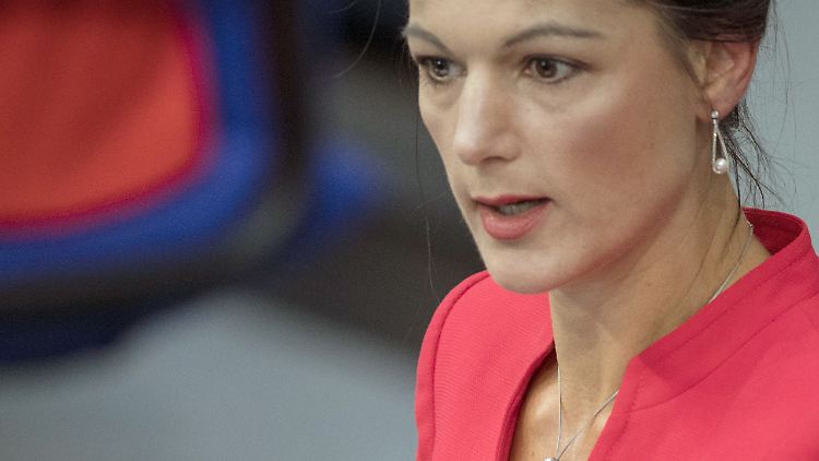 Linken-Chefin Sahra Wagenknecht: "Die Währungsunion zerstört in vielen Ländern Industrie und Arbeitsplätze."
