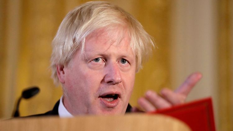 Johnson wurde kritisiert, weil er den Text nach dem Anschlag von London veröffentlicht hatte.