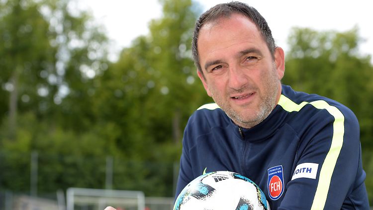 Ist seit zehn Jahren Trainer in Heidenheim: Frank Schmidt