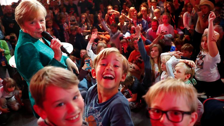 Merkel stellte sich den Fragen der Kinder.