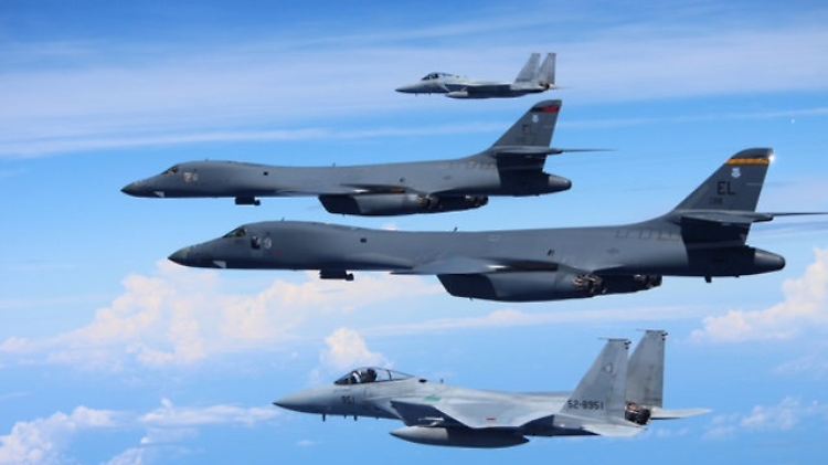 Japanische und amerikanische Jets bei einer früheren Übung am 9. September.