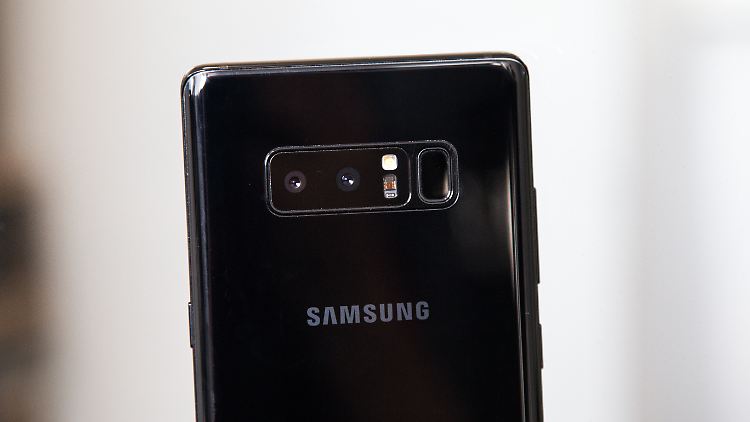 Das Galaxy Note 8 hat eine starke Doppel-Kamera auf der Rückseite.