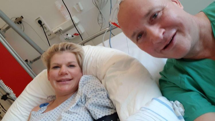 Glückliche Eltern: Melanie Müller und Mike Blümer