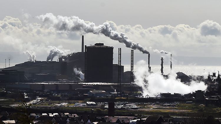 Stahlwerk von Tata im walisischen Port Talbot in Großbritannien.