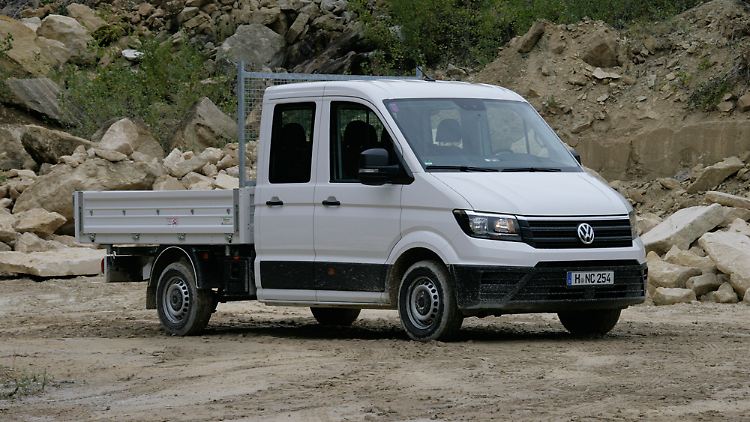 VW baut den Crafter mittlerweile ohne Daimler-Hilfe und scheint damit ganz gut zu fahren.