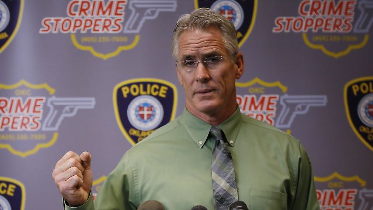 Die Einsatzkräfte hätten die schreienden Nachbarn nicht gehört, erklärte Oklahoma Citys Polizeipräsident Bo Mathews.