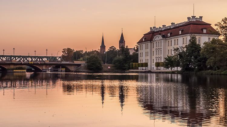 Das Schloss Köpenick ist ein Barockschloss und liegt im Zentrum des Berliner Ortsteils.