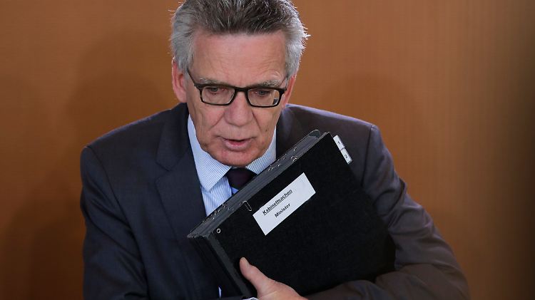 De Maizière galt einmal als stiller Bürokrat.