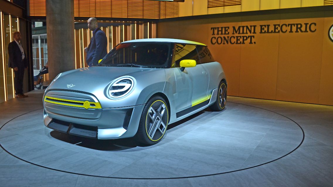 Für 2019 angekündigt ist auch die elektrische Version eines Mini, dessen seriennahe Studie bereits auf der IAA 2017 zu sehen war.