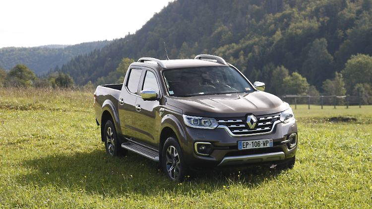 Optisch ähnelt der Renault Alaskan seinem Genspender dem Nissan Navara doch sehr.