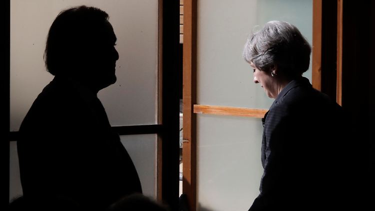 Theresa May konnte die Anleger in Florenz nicht von ihrer Brexit-Strategie überzeugen. 
