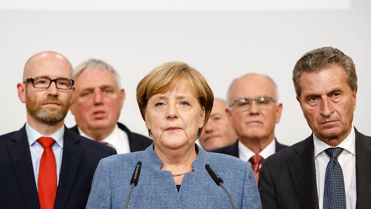 Angela Merkel umgeben von Parteispitzen: Die Stimmungskanonen kamen aus der Jungen Union.