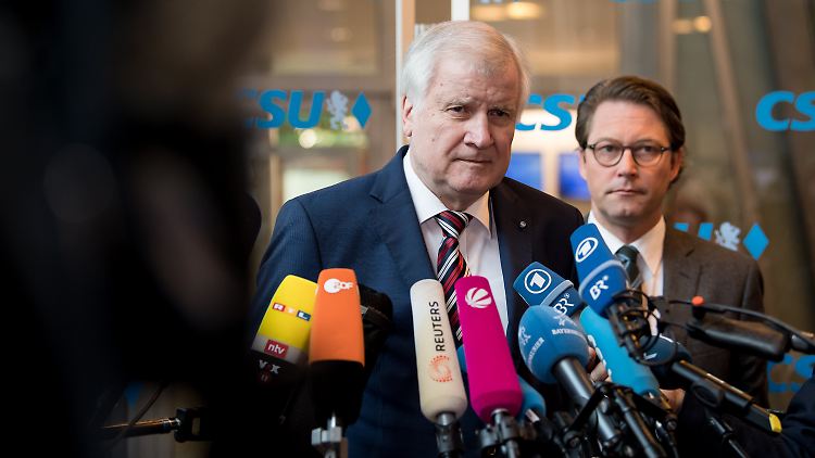 Seehofer stellte die Fraktionsgemeinschaft mit der CDU nicht infrage. Er tat dies allerdings auf höchst ungewöhnliche Art und Weise.