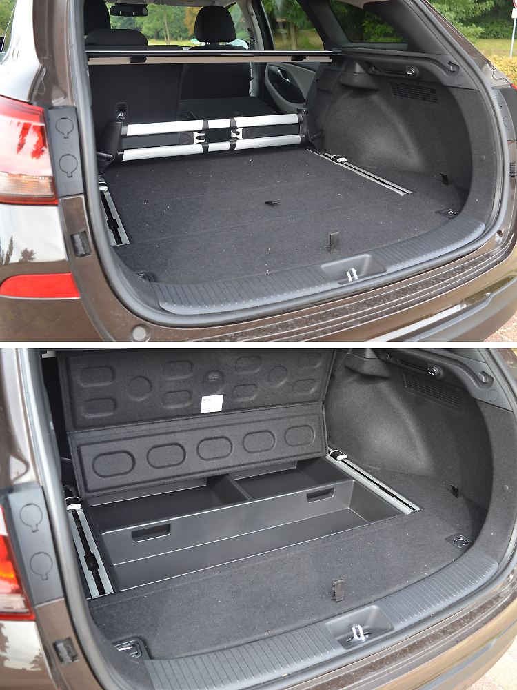 Platz gibt's im Gepäckabteil des Hyundai i30 Kombi reichlich und aufgeräumt ist es auch.