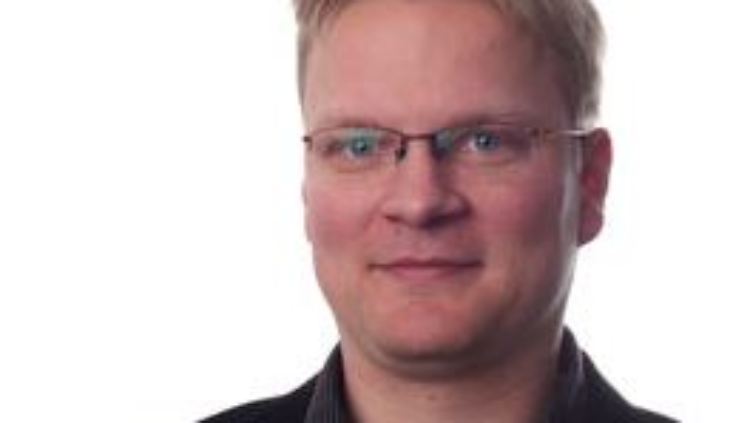 Matthias Micus arbeitet am Institut für Demokratieforschung der Universität Göttingen. Zuletzt erschien von ihm der Aufsatz "Vom Ende, und wie es dazu kam. Die SPD als Volkspartei".
